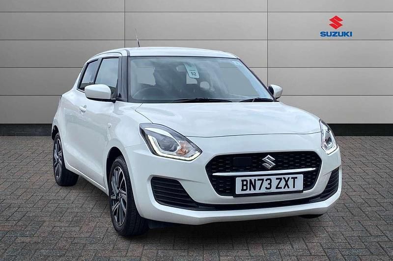 White Used 2023 Suzuki Swift SZ-L Hatchback | £12,832 (Fair price) - Image 1/4