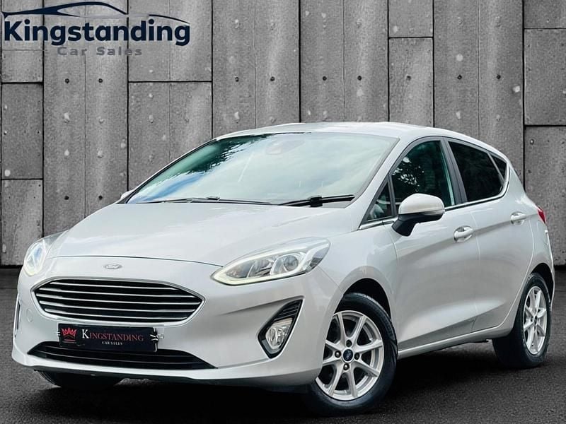 Used Ford Fiesta Titanium 2017 Silver Hatchback