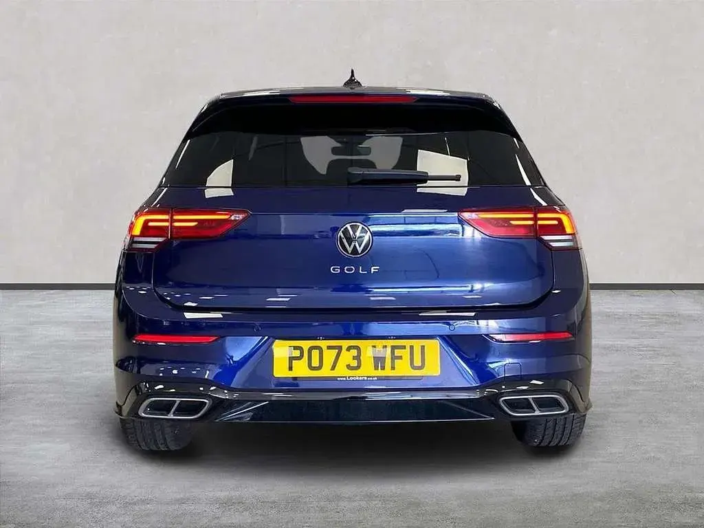 Used VW Golf VIII R-line 150 HP (110 kW) 2024 Blue Hatchback