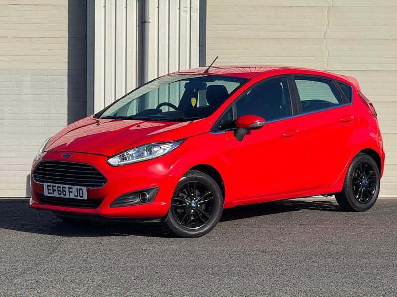 Used Ford Fiesta Zetec 2017 Red Hatchback