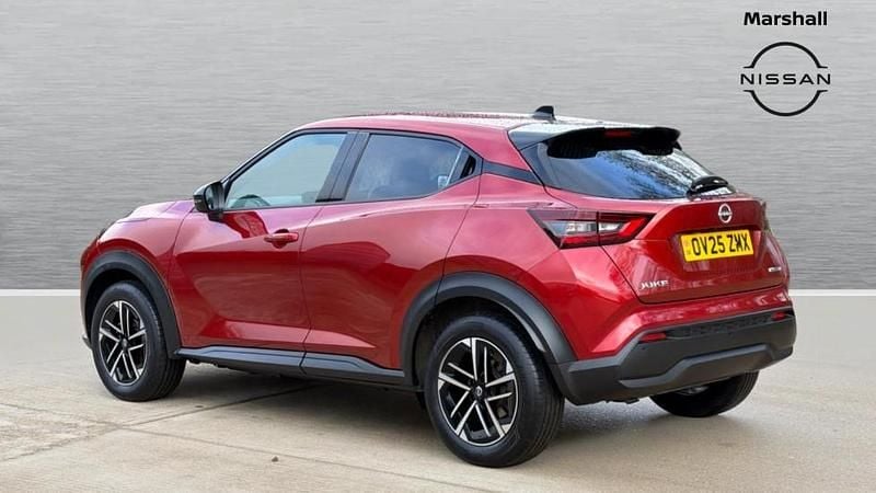 Used Nissan Juke N-Connecta 143 HP (105 kW) 2025 Red SUV