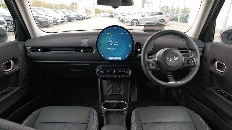 Used Mini Cooper S Hatch 201 HP (147 kW) 2024 Black Hatchback