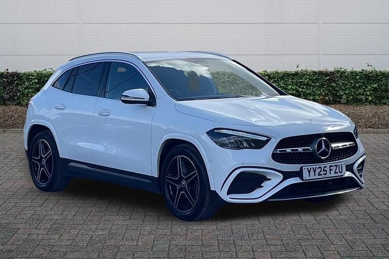 Used Mercedes GLA200 Executive 163 HP (119 kW) 2025 White SUV