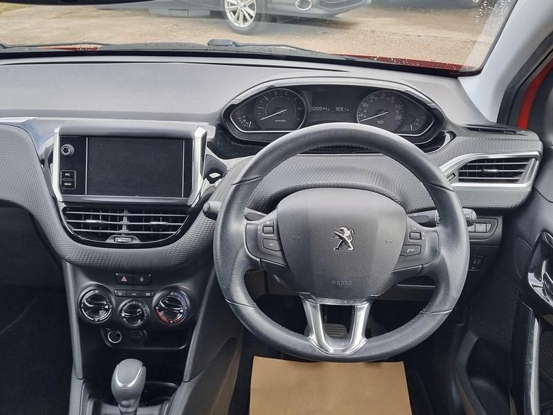 Gebraucht Peugeot 208 Active 2025 Orange Kleinwagen