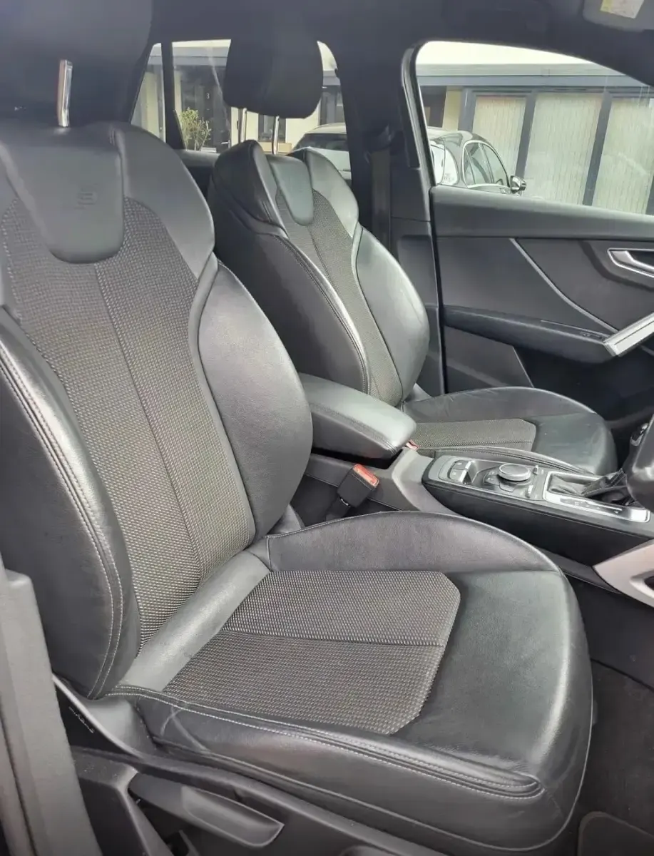 Usado Audi Q2 Black Edition 2021 Gris SUV