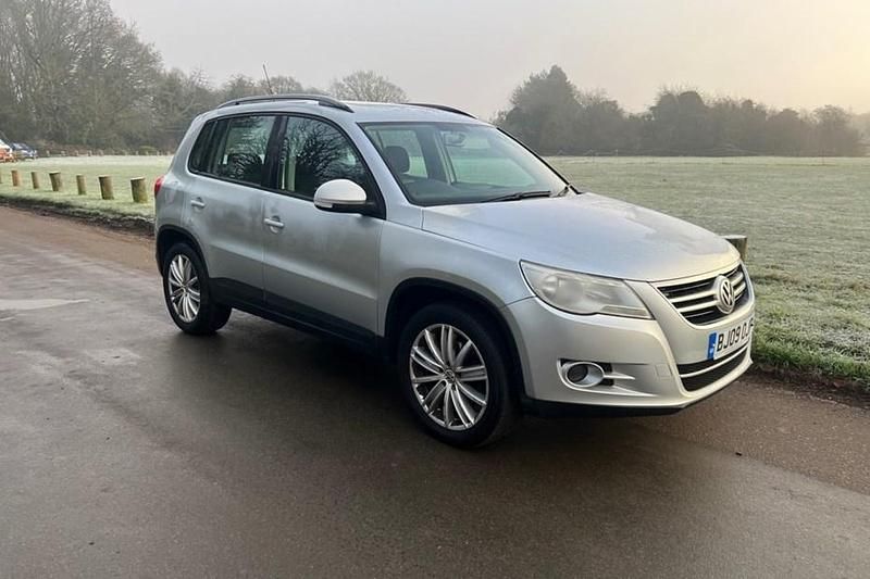 Silver Used 2009 VW Tiguan S SUV | £2,495 (Good price) - Image 1/1