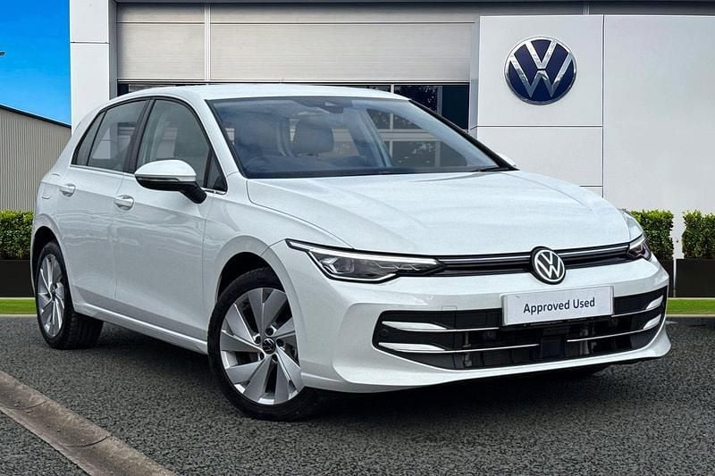 White Used 2025 VW Golf VIII Style Hatchback | £23,490 (Super price) - Image 1/4