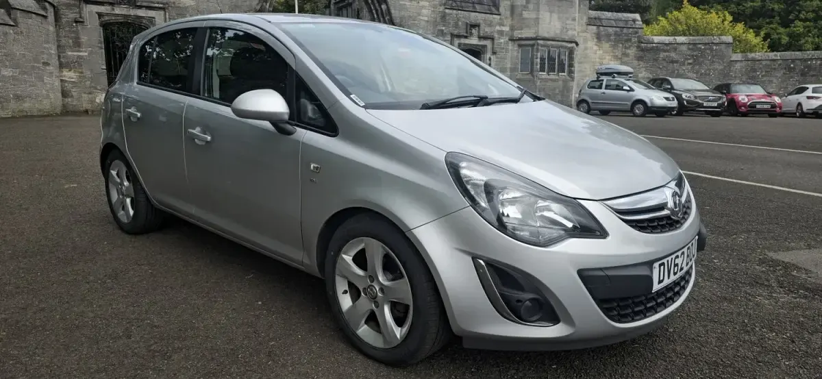 Used Vauxhall Corsa 90 HP (66 kW) 2012 Silver Hatchback