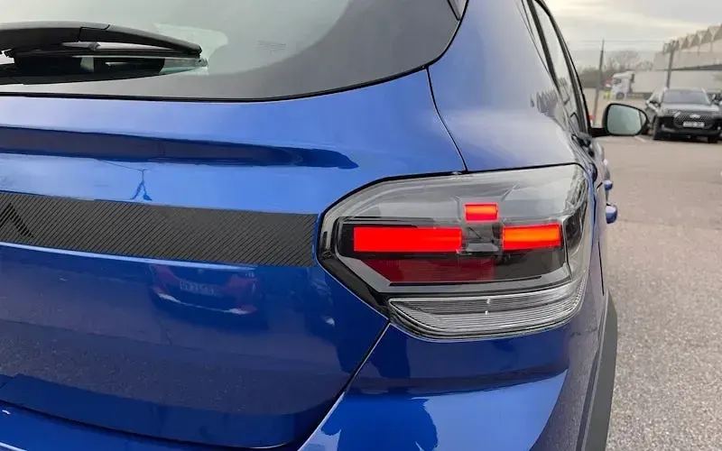 New Dacia Sandero Extreme 110 HP (80 kW) 2026 Blue Hatchback