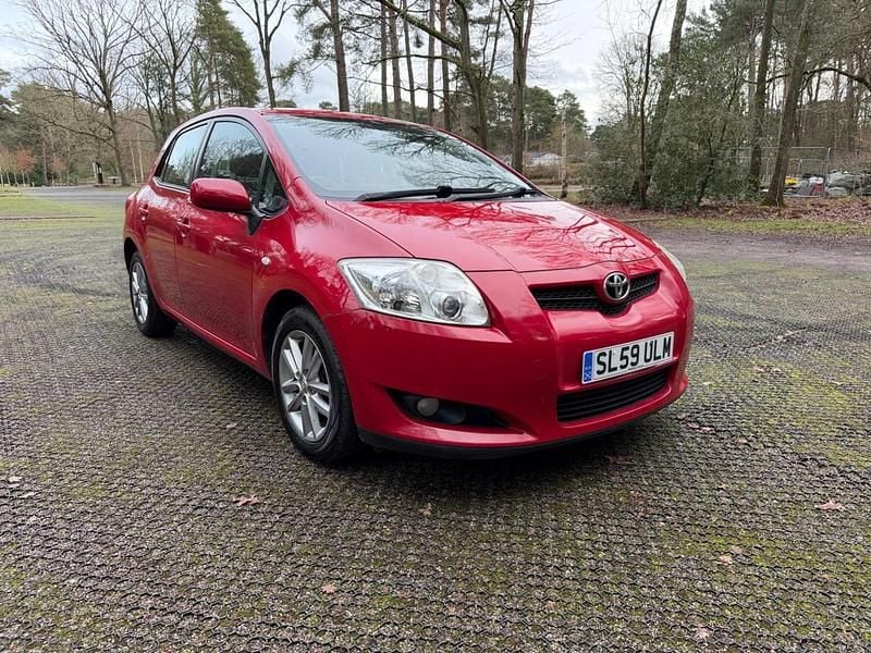 Used Toyota Auris 2009 Red Hatchback