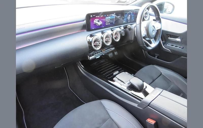 Used Mercedes A200 Executive 161 HP (118 kW) 2022 Silver Hatchback