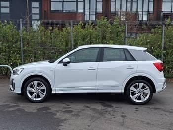 Used Audi Q2 S-Line 150 HP (110 kW) 2023 White SUV