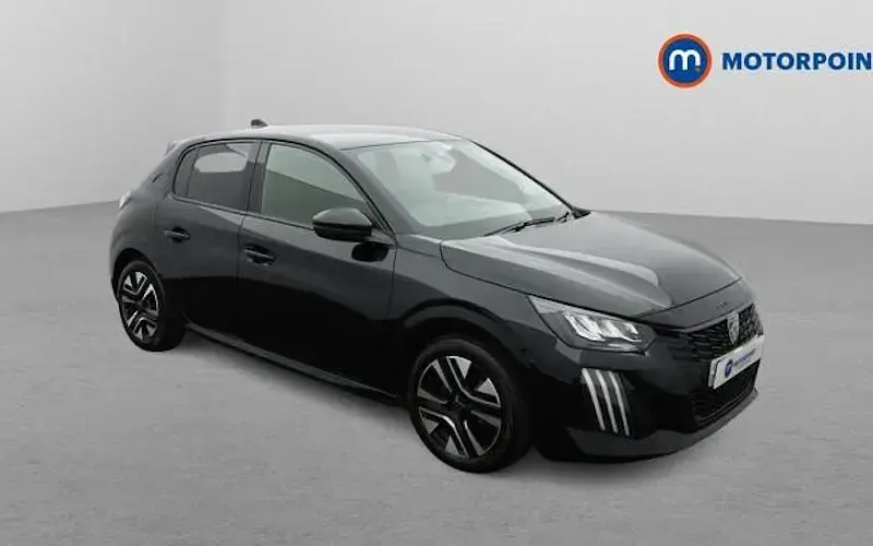Begagnad Peugeot 208 Allure 101 HK (74 kW) 2024 Halvkombi