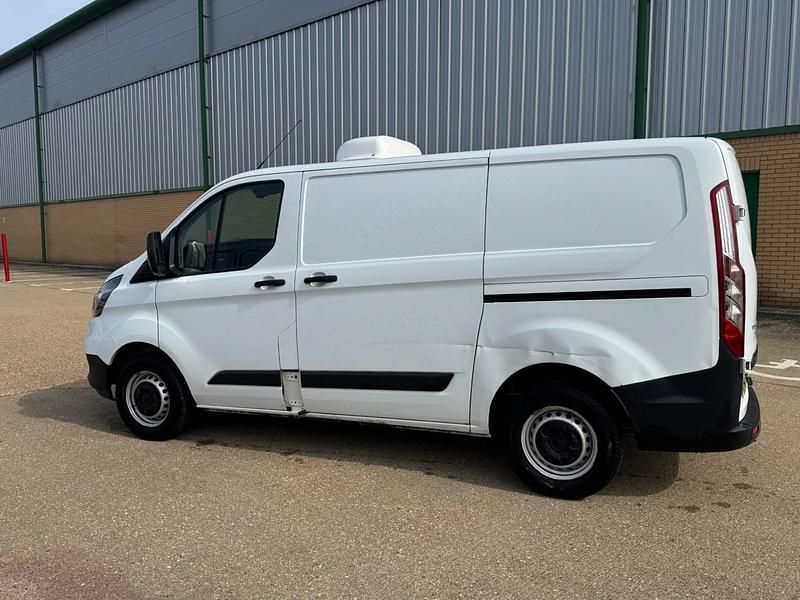 Used Ford Transit Custom 105 HP (77 kW) 2019 White Van