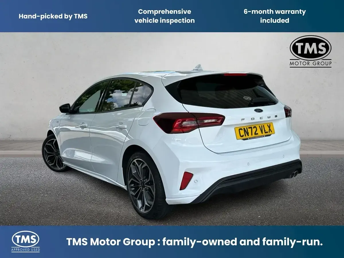 Used Ford Focus ST-Line 2022 White Hatchback