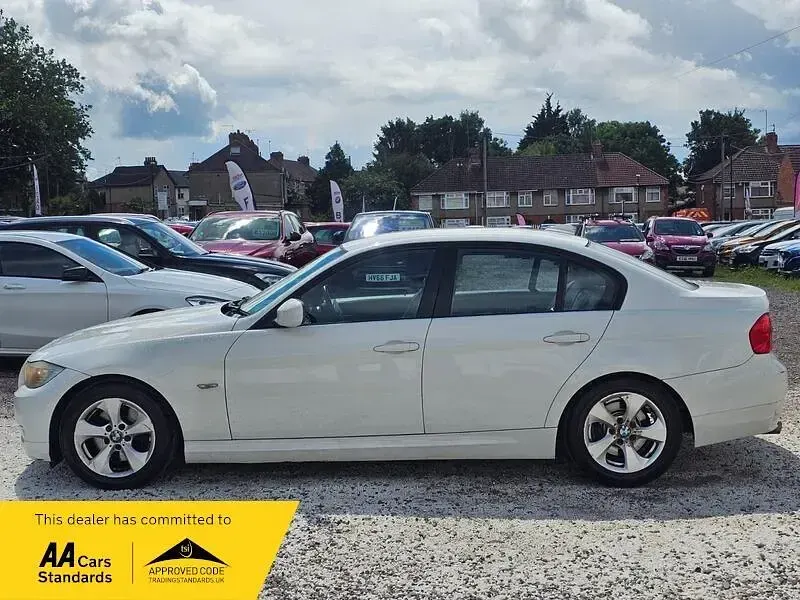 Used BMW 320 Efficient Dynamics 2010 White Sedan