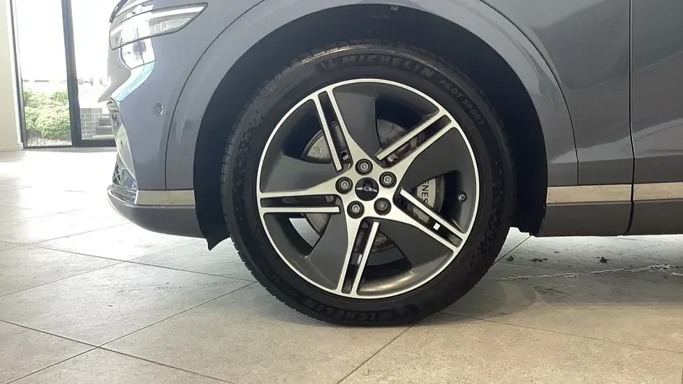 Used Genesis GV70 360 kW (490 HP) 2025 Blue SUV