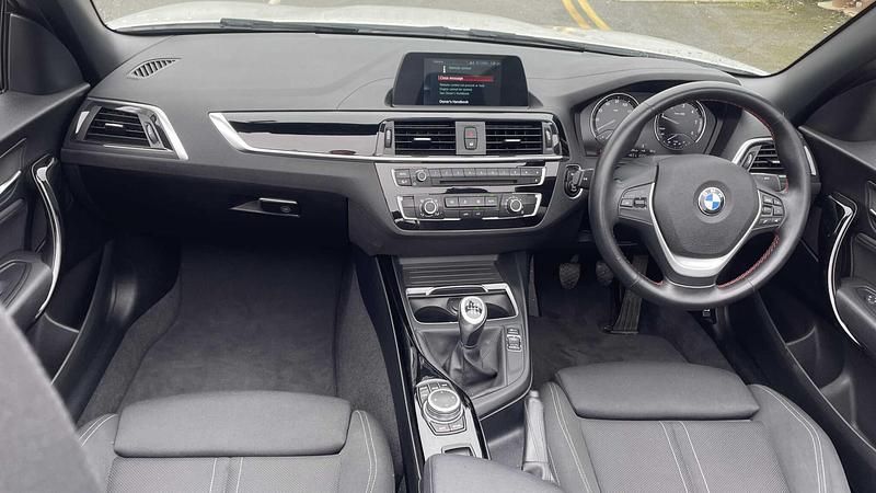 Used BMW 218 Sport Line 190 HP (139 kW) 2020 White Cabriolet