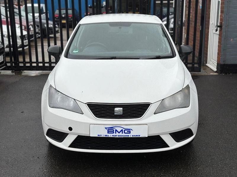 Używany Seat Ibiza 75 KM (55 kW) 2012 Biały Hatchback