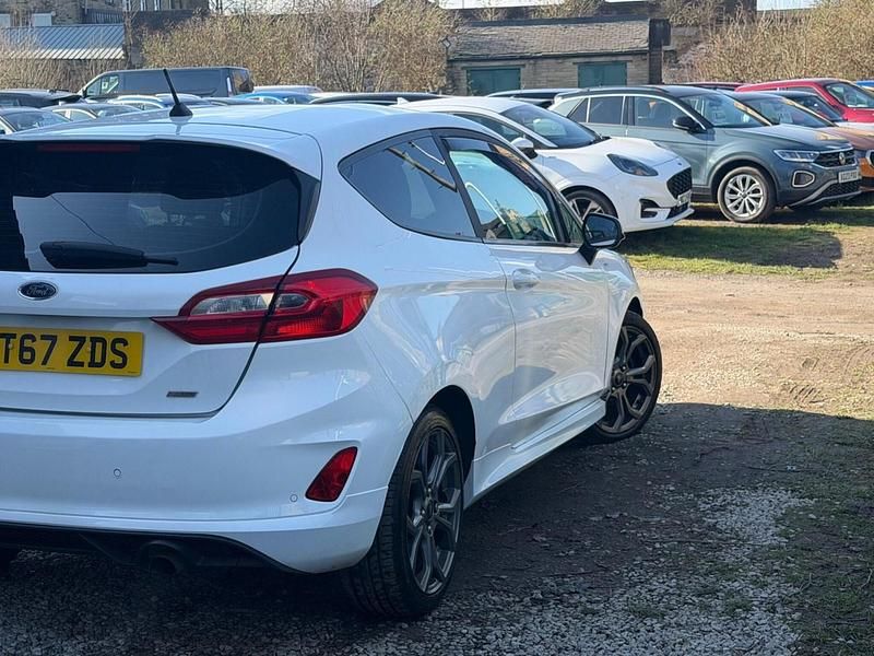 Used Ford Fiesta ST-Line 2017 White Hatchback