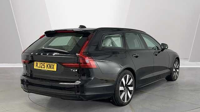 Used Volvo V90 Plus 345 HP (253 kW) 2025 Black Estate