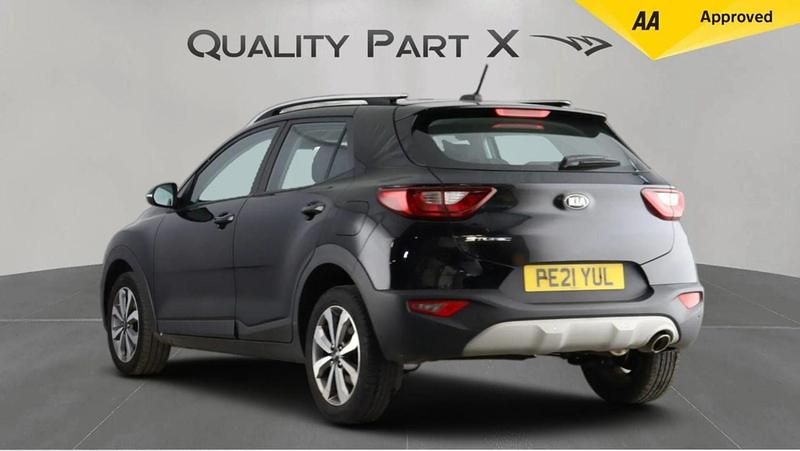 Used Kia Stonic 100 HP (73 kW) 2021 Black SUV