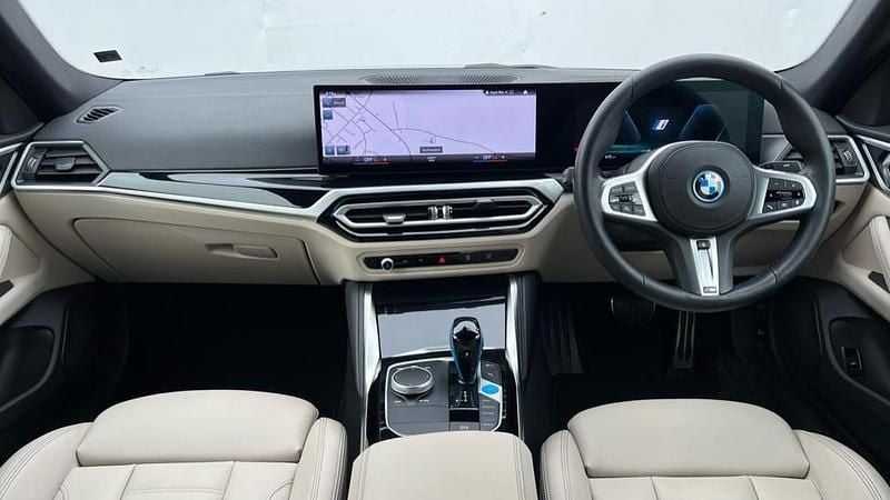 Used BMW i4 M Sport 246 kW (335 HP) 2022 Blue Sedan