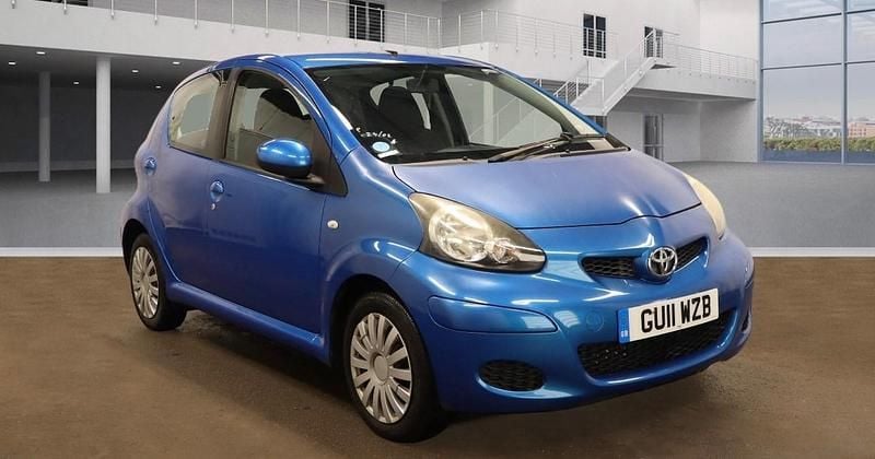 Used Toyota Aygo 2011 Blue Hatchback