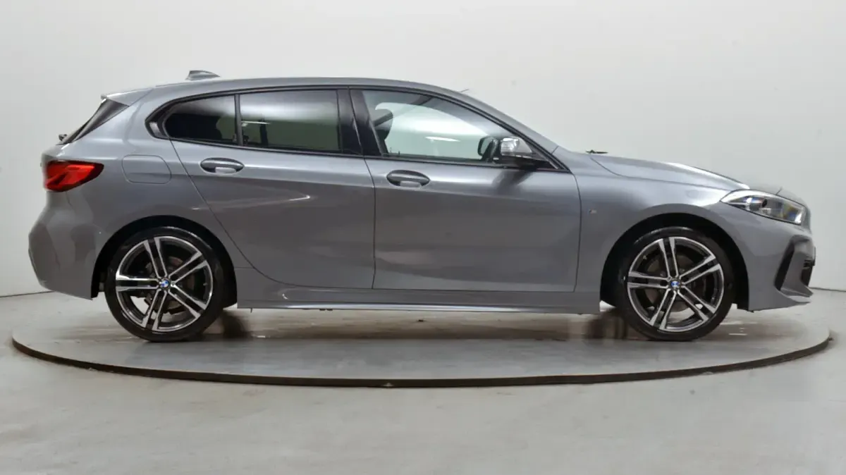 Used BMW 118 M Sport 134 HP (98 kW) 2022 Grey Hatchback