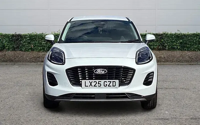 Used Ford Puma Titanium 125 HP (91 kW) 2025 White SUV