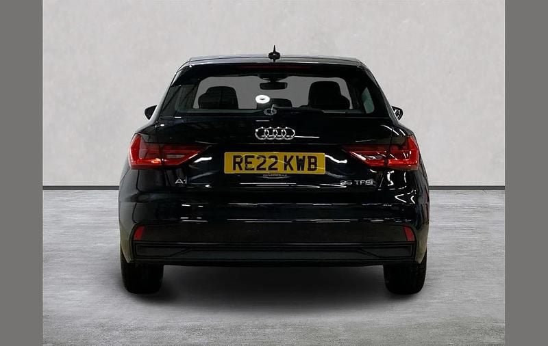 Used Audi A1 Design 95 HP (69 kW) 2022 Black SUV