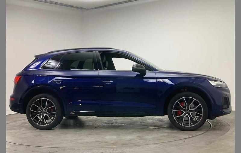 Used Audi Q5 Comfort 200 HP (147 kW) 2023 Blue SUV