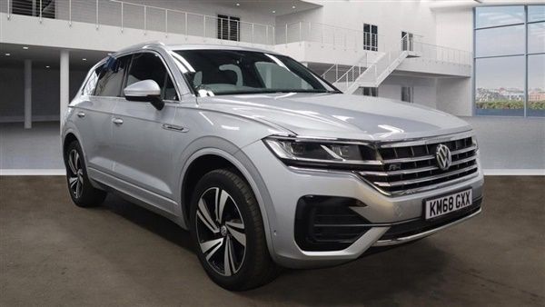 Silver Used 2018 VW Touareg R-line SUV | £28,985 (Fair price) - Image 1/1