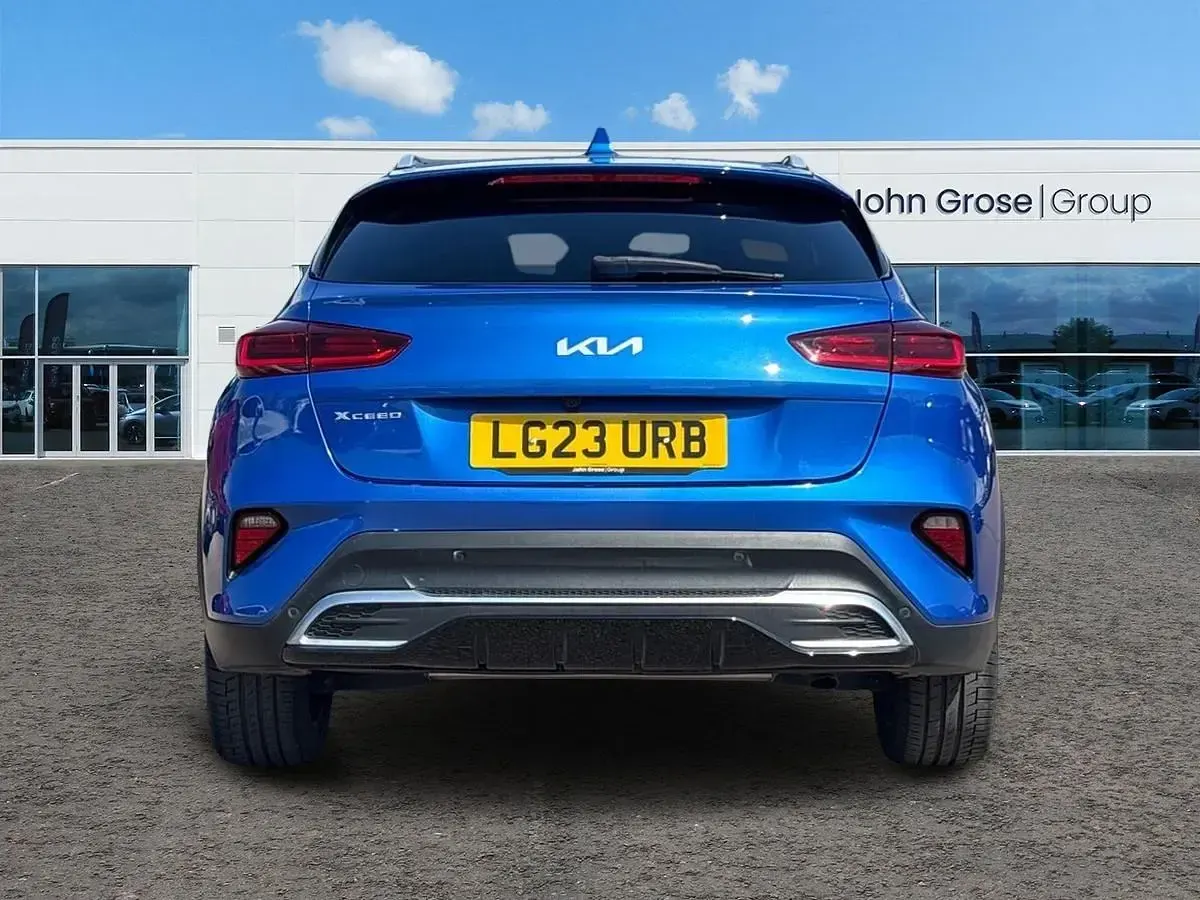 Usado Kia XCeed 2023 Azul SUV