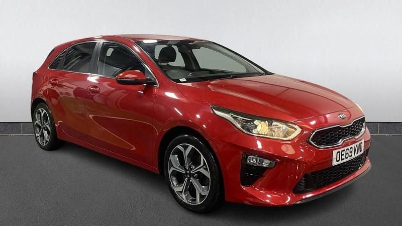 Used Kia Ceed 138 HP (101 kW) 2020 Red Hatchback