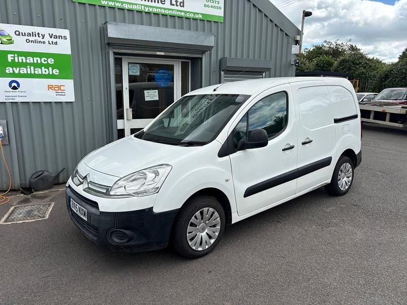 White Used 2015 Citroën Berlingo MPV | £3,950 (Good price) - Image 1/4