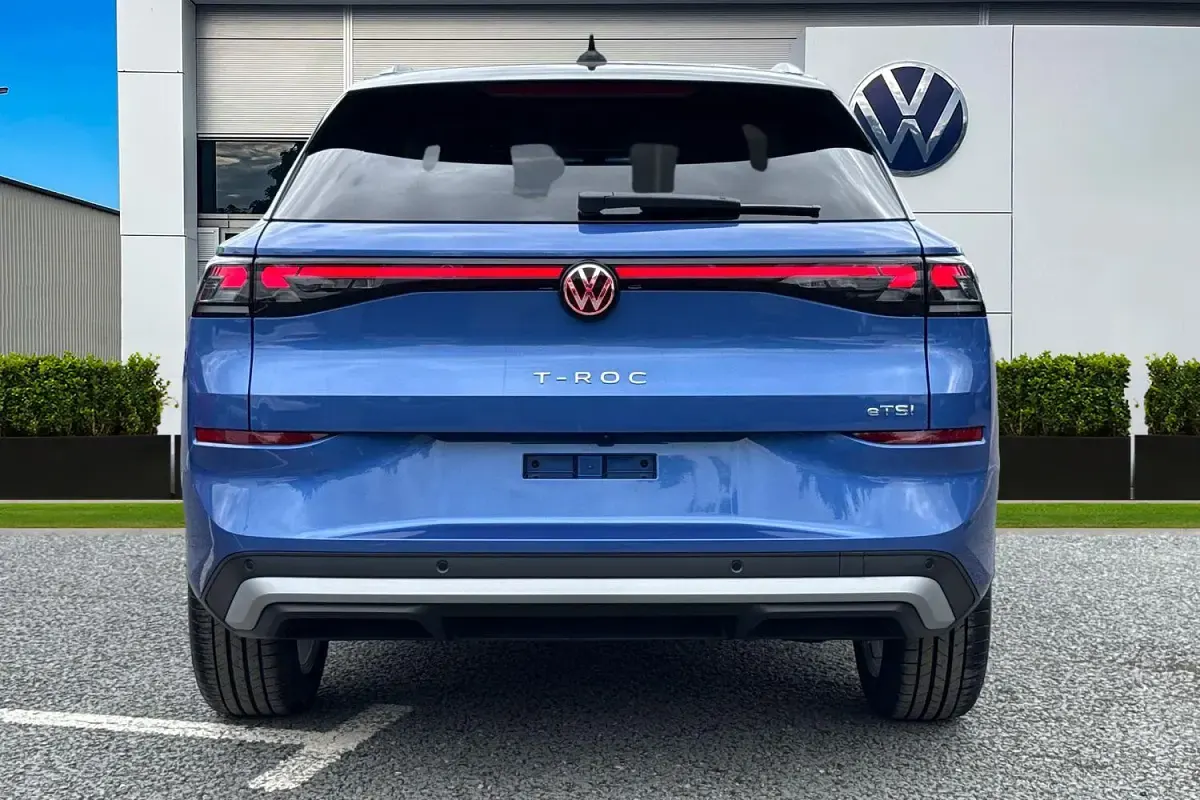 New VW T-Roc Style 116 HP (85 kW) 2026 Blue SUV