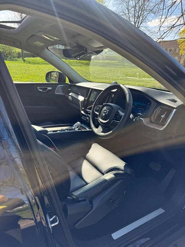 Usado Volvo XC60 Ultimate 2023 Preto SUV