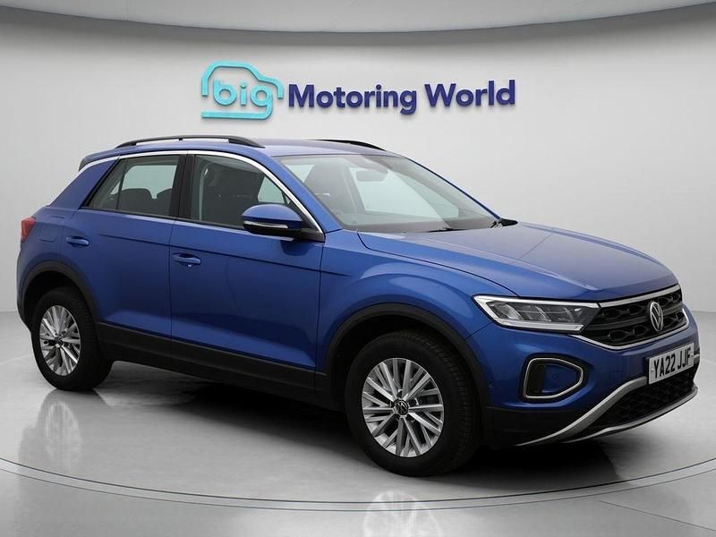 Blue Used 2022 VW T-Roc S SUV | £13,800 (Fair price) - Image 1/4
