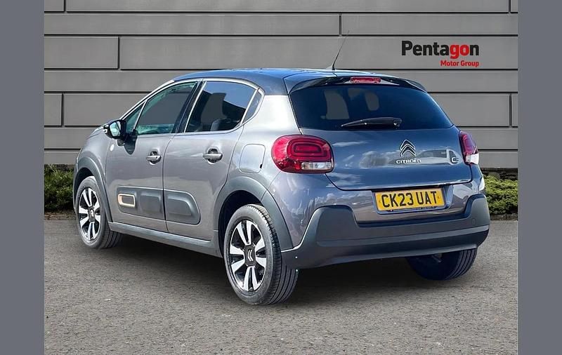 Używany Citroën C3 PureTech 110 KM (80 kW) 2023 Szary Hatchback