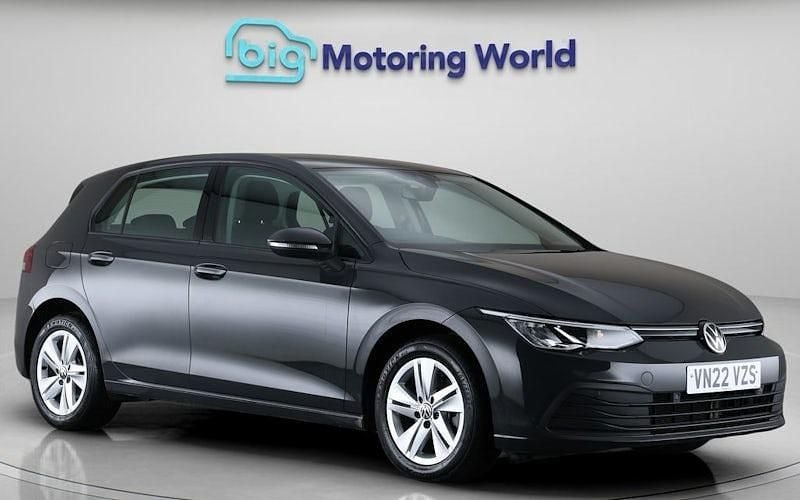 Used 2024 VW Golf VIII Life Hatchback | £13,200 (Super price) - Image 1/4