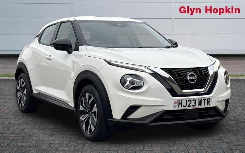 Used Nissan Juke Acenta 117 HP (86 kW) 2023 White SUV
