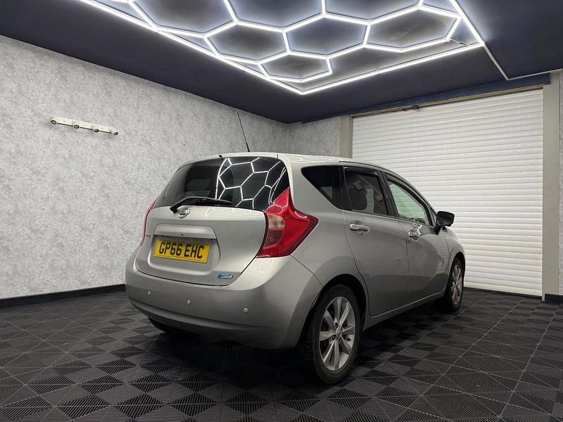 Used Nissan Note Tekna 90 HP (66 kW) 2016 Silver MPV
