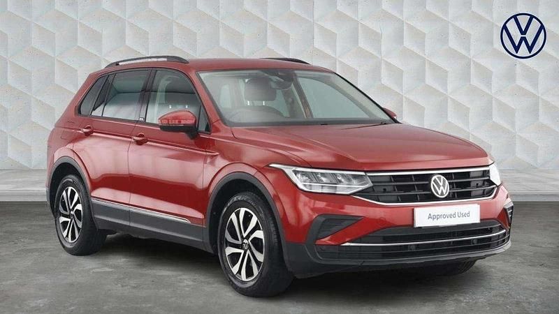 Red Used 2021 VW Tiguan Active SUV | £20,650 (Fair price) - Image 1/4