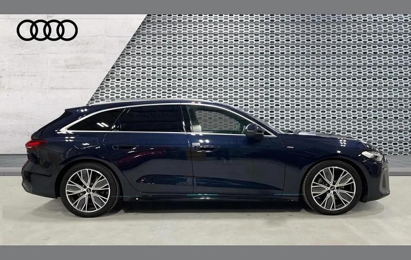 Used Audi A5 S-Line 200 HP (147 kW) 2025 Blue Estate