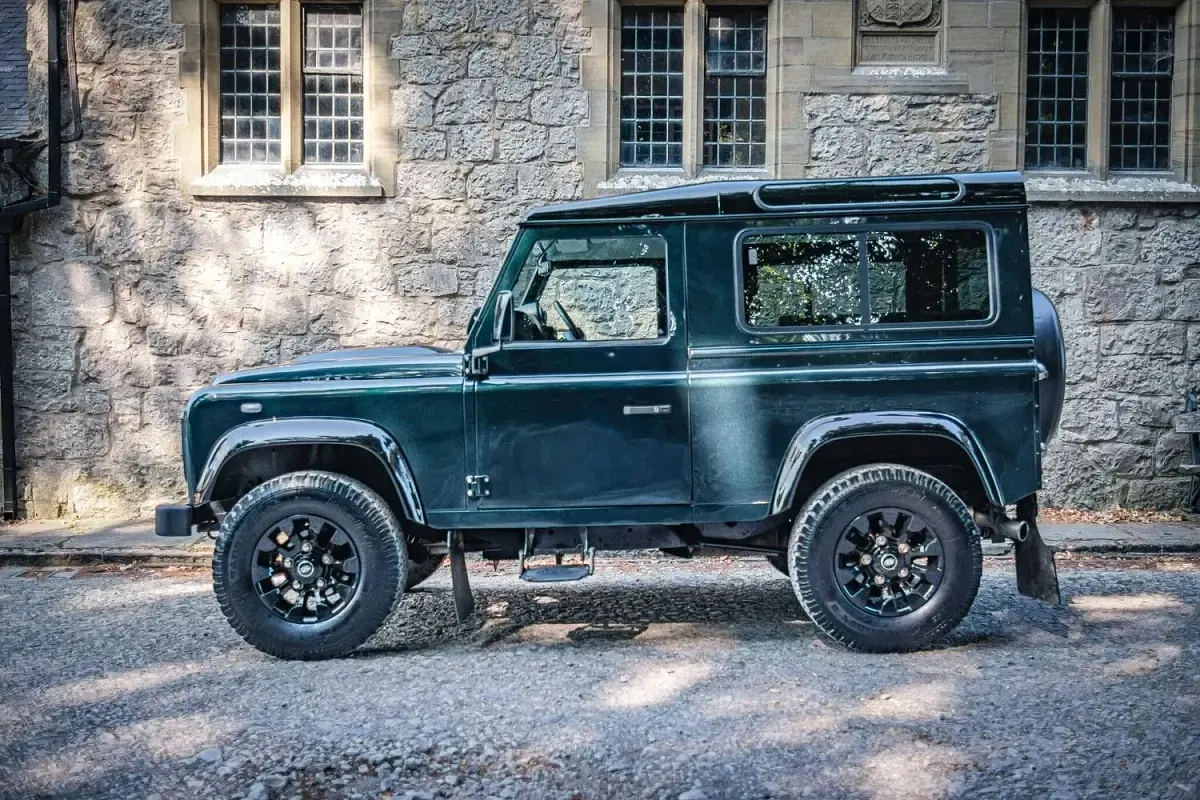 Used Land Rover Defender 2012 Green Hatchback