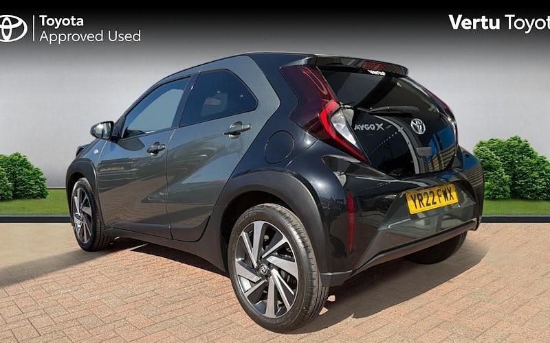Usado Toyota Aygo X 72 HP (52 kW) 2025 SUV