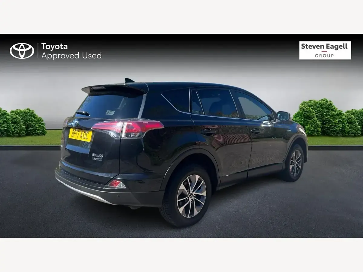 Used Toyota RAV4 Business Edition 197 HP (144 kW) 2017 Black SUV