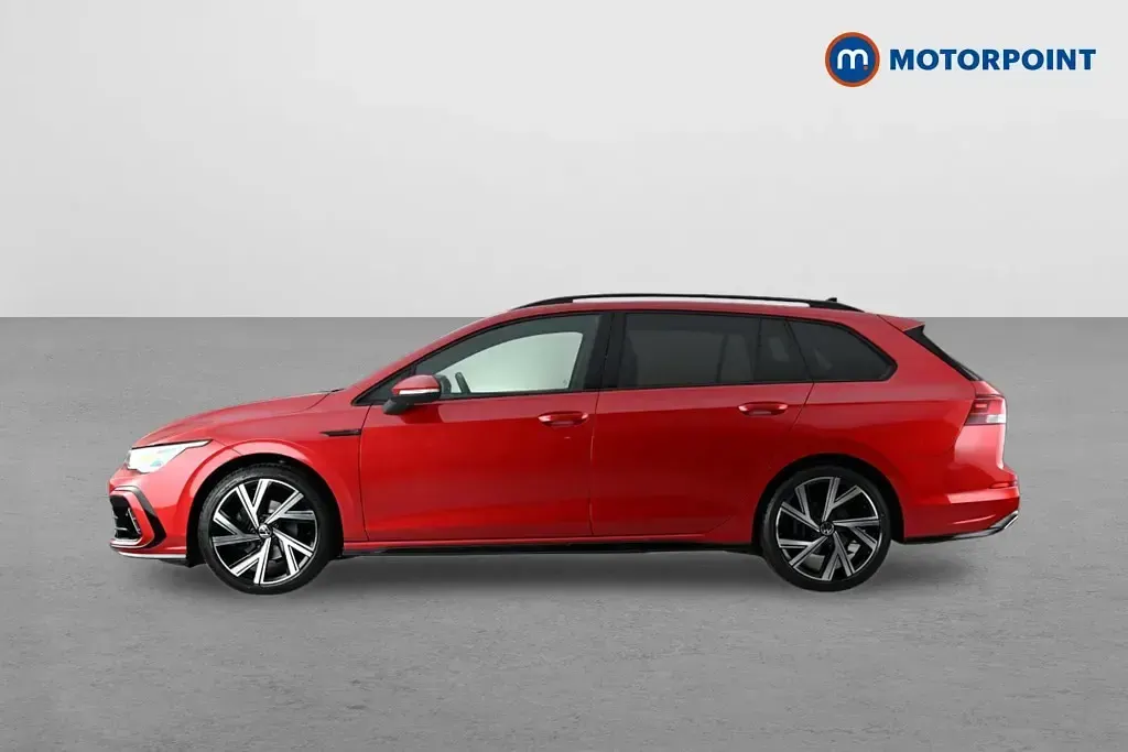 Used VW Golf VIII R-line 150 HP (110 kW) 2023 Red Estate