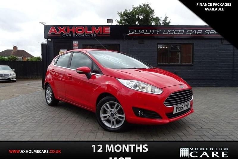 Red Used 2015 Ford Fiesta Zetec Hatchback | £4,495 (Fair price) - Image 1/1